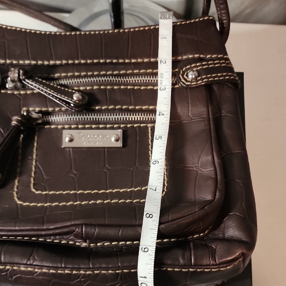 Tignanello Brown Crocodile-Embossed Crossbody Bag - Picture 4 of 6